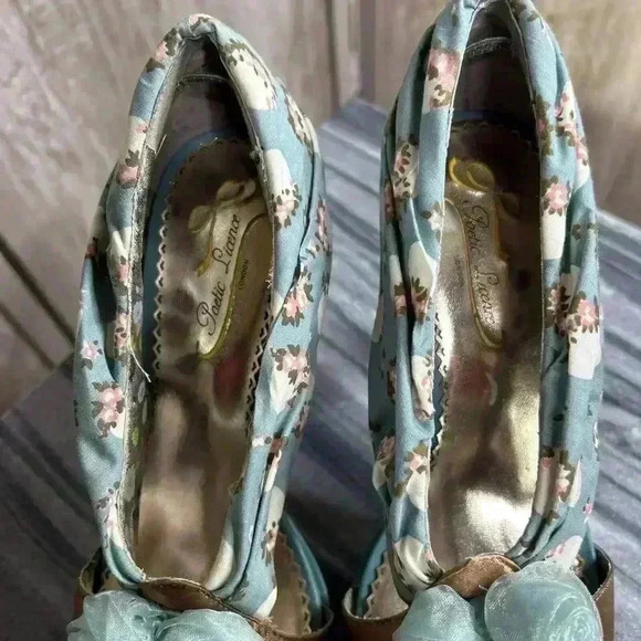 Poetic License Heels Sz 37 Open Toe Floral Print Blue Color New Cone Heel - Picture 7 of 14